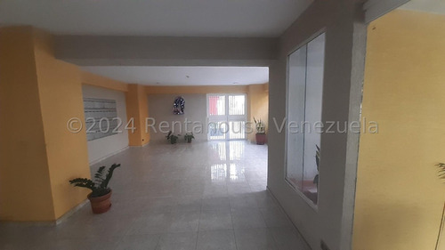 Mls #24-21126 Apartamento En Venta En La Urbina