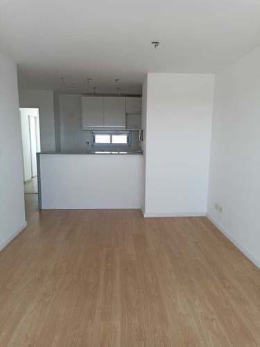 Departamento En Venta En Berazategui, G.b.a. Zona Sur, Argentina