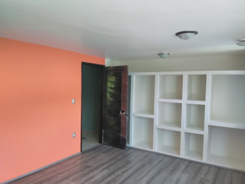 Imagen 12 de 14 de Casa Moderna De 3 Recamaras, Cuarto De Juego Y Terraza