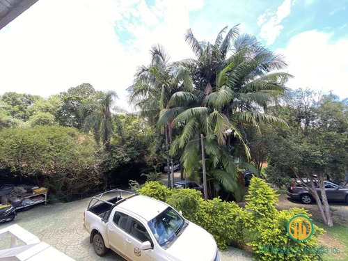 Imagem 8 de 15 de Comercial / Residencial Av. D. Cherubina Viana! 4 Lotes, 3 Casas, 3 Mil M²! - M793