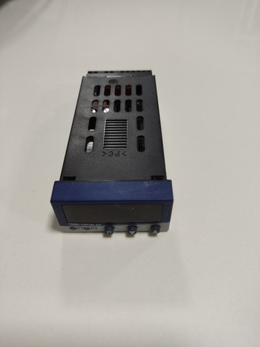 Control De Temperatura Jumo Itron 32 Model 702040 Germani