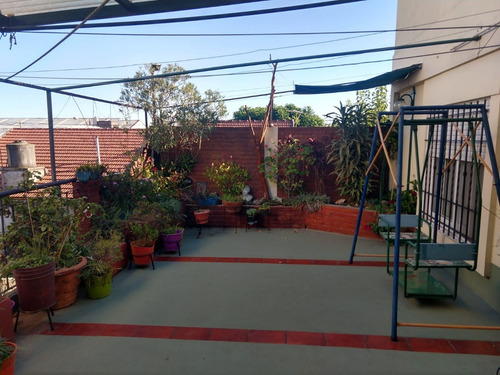 Imagen 12 de 14 de Ph De 3 Ambientes En Primer Piso - Con Patio Y Terraza