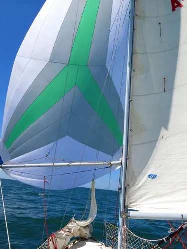 Velero Tritón 28- Muy Bueno!