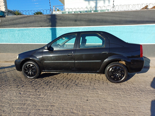Renault Logan 1.6 Expression Hi-torque 4p