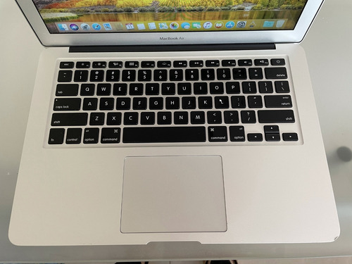 Macbook Air Apple 2017 13 Core I5 1.6ghz 8gb Ram Ssd 128gb (Reacondicionado)