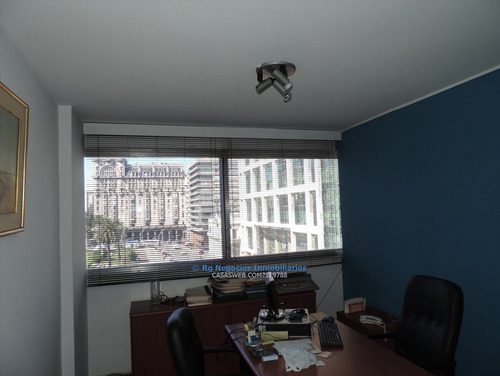 Imagen 5 de 8 de Oficina O Vivienda, Plaza Independencia 3 Dormitorios