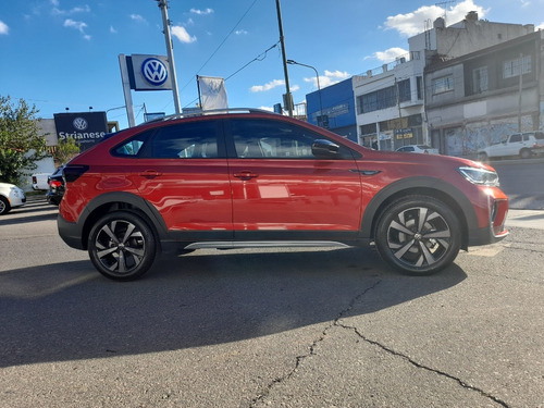 Volkswagen Nivus Highline Hero #mkt11026