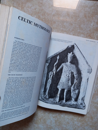 Livro - New Larousse Encyclopedia Of Mythology (Usado)