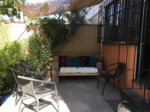 Depto 1er Piso Con Patio, Luminoso Y Espacioso
