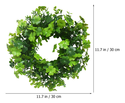 Guirnalda De Cuatro Hojas Con Decoración Verde Para El Día D