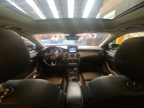 Imagen 17 de 25 de Mercedes Benz Clase Gla 200 Urban 1.6
