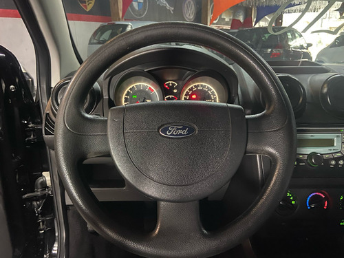 Ford Fiesta 1.6 16v Se Flex 5p
