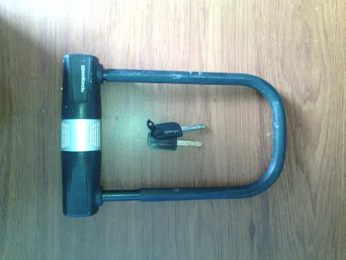 Candado Tipo U Para Moto (Usado)
