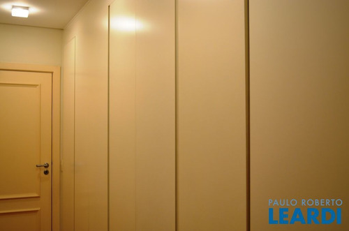 Imagem 9 de 15 de Apartamento - Panamby - Sp - 576174