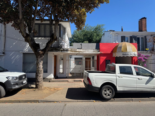Casa 2 Pisos A 2 Cuadras Plaza De Armas De Chillán