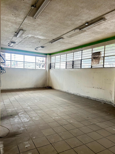 Magnífico Local Comercial En Azcapotzalco