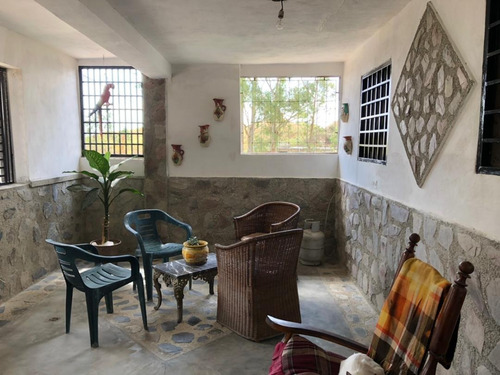 Casa Lomas De Club De Campo