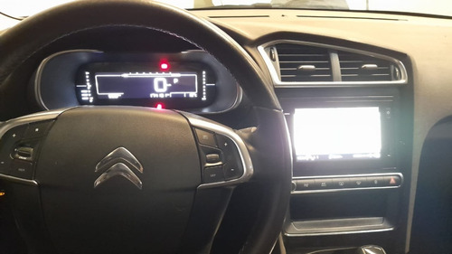 Imagen 9 de 21 de Citroen C4 Lounge Shine