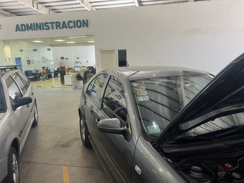 Volkswagen Bora 2.0 Trendline 115cv