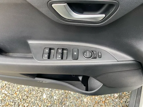 Kia Stonic Zenith Mt 1.0t 4x2