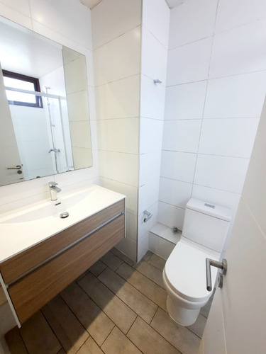 Moderna Arquitectura 90mt,2d2b, Sta. Victoria/ Emilio Vaisse