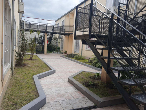 Imagen 6 de 28 de Venta - Ph 3 Amb. Reciclado - Caseros