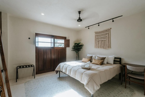 Increible Casa Nueva En Venta/renta Merida, Centro Plancha (avc-2388)