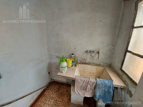 Imagen 11 de 30 de Casa Departamento Locales 5 Ambientes Venta El Palomar Ideal Galpón Depósito