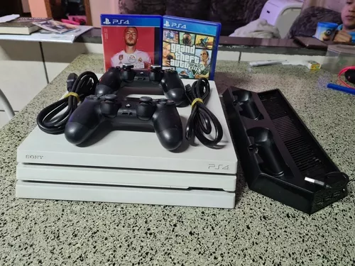 Console PS4 PRO - 1TB +2 controles + 1 jogo com 2 Anos de Garantia