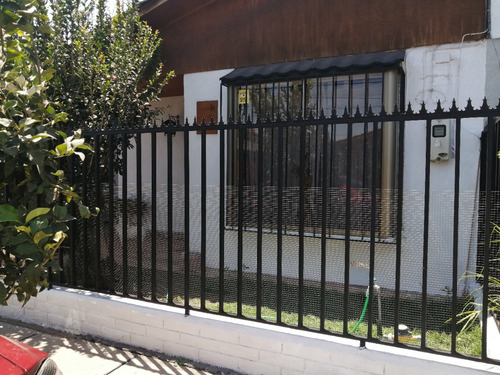 Am12 Hermosa Casa En Tranquilo Sector De Maipú.