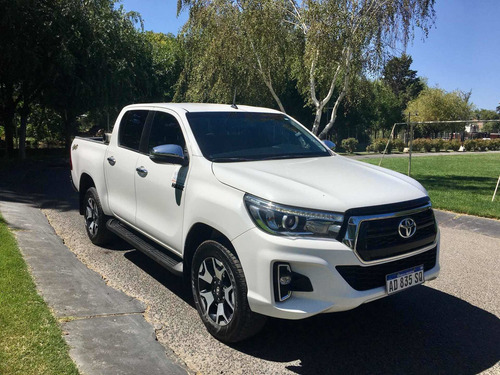 Toyota Hilux 2.8 Cd Srx 177cv 4x4 At 2019
