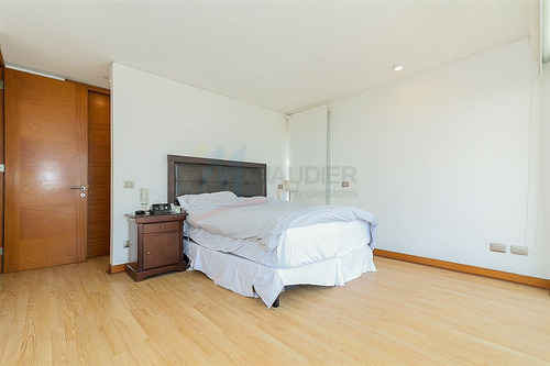 Departamento En Venta De 3 Dorm. En Las Condes