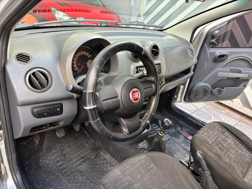 Fiat Uno 1.0 Vivace Flex 5p