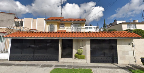 Casa En Remate En Ciudad Satelite, Naucalpan
