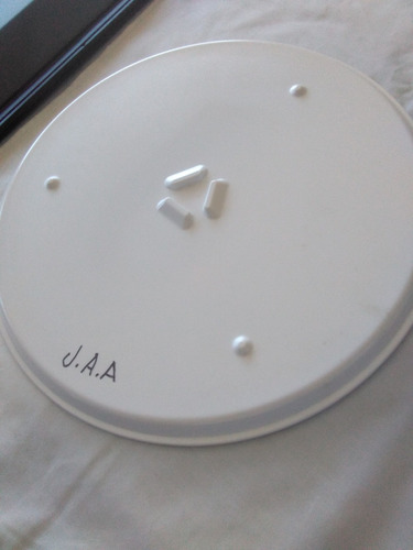 Plato Para Microondas De 36 Cent. Codigo J.a.a. (Usado)