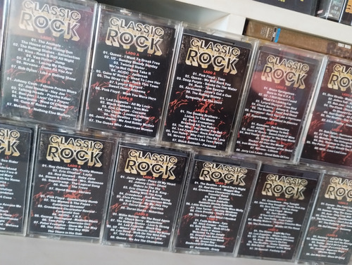 Box 13 Fitas K7 Gravadas Classic Rock- Queen Floyd D Straits Cinza-escuro (Usado)
