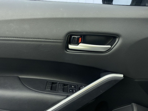 Toyota Corolla Cross 2.0 Xei camioneta no híbrida