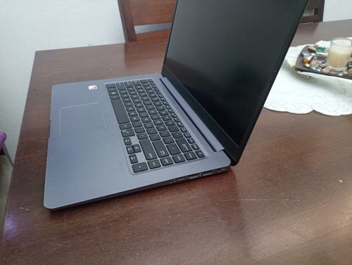 Laptop Asus F510 Amd A12 128 Gb 4 Ram (rota, Para Repuesto)