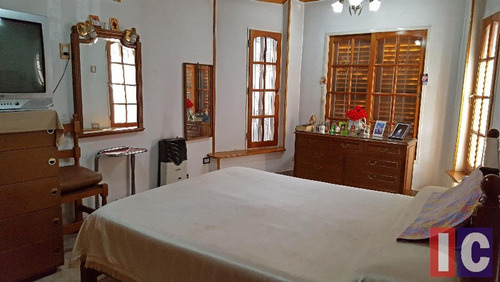 Imagen 3 de 14 de Muy Buen Chalet En Villa Ariza (ituzaingo Norte)