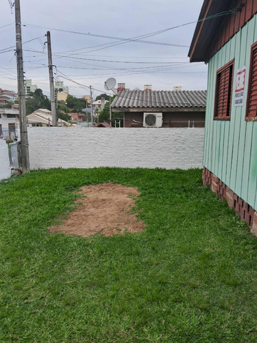Terreno 11x42 Com 2 Casas