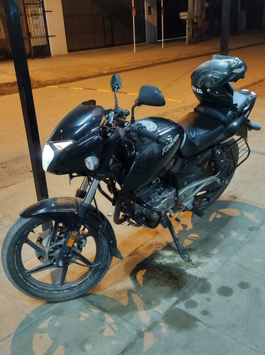 Imagen 4 de 13 de Bajaj Rouser 180