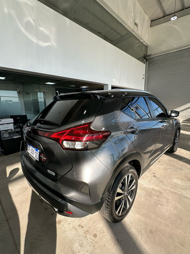 Nissan Kicks 1.6 Exclusive Bitono Cvt