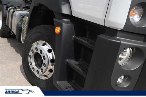 Volkswagen 25-360 V-tronic Tractor 2022 0km