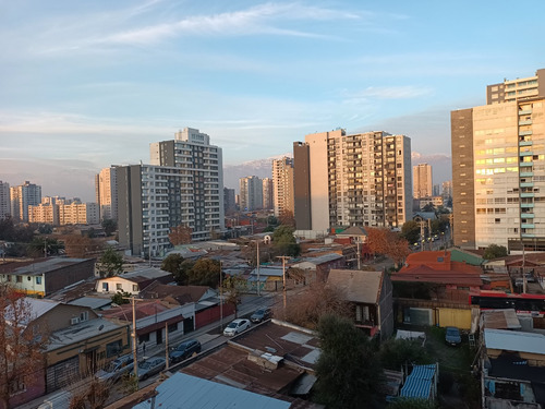 Acogedor Depto. Carvajal 458, La Cisterna (2d, 1b, Terraza)
