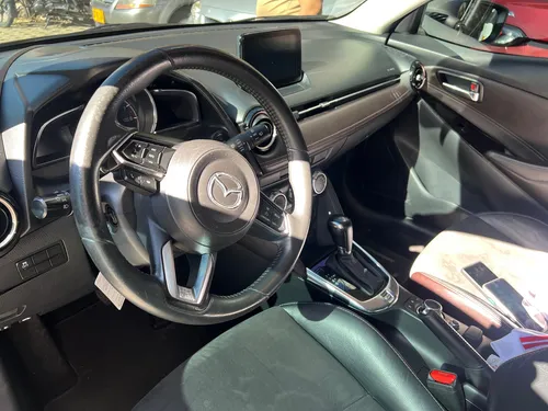 Mazda 2 Touring Cc1500 Automático
