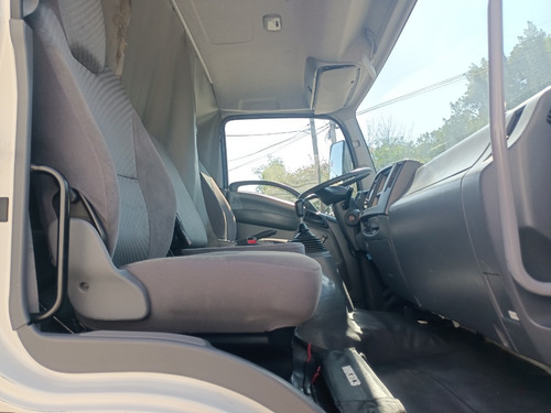 Isuzu Forward 1100 Año 2017