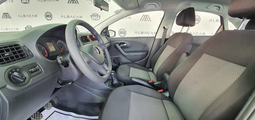 Imagen 9 de 15 de Volkswagen Vento 2020 1.6 Comfortline Mt