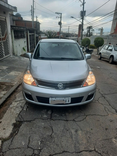 Nissan Tiida 1.8 Flex