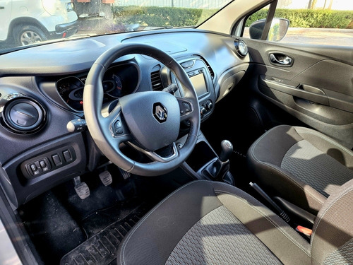 Imagen 5 de 14 de Renault Captur Life 1.6 2018 65.000km Fcio T/usado Oport.