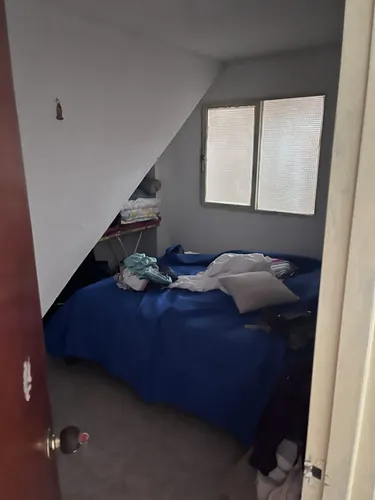 Edificio De 4 Pisos Con 3 Apartamentos Y Un Local
